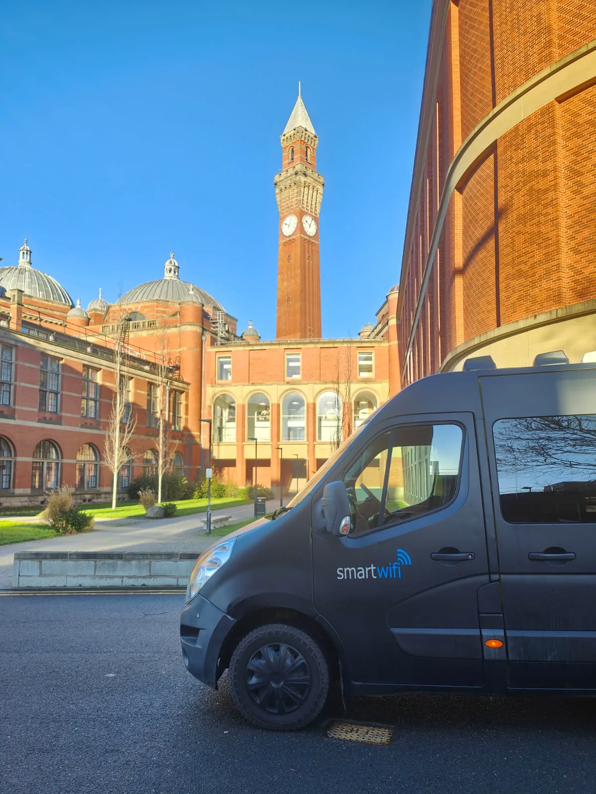SmartWifi internet van
